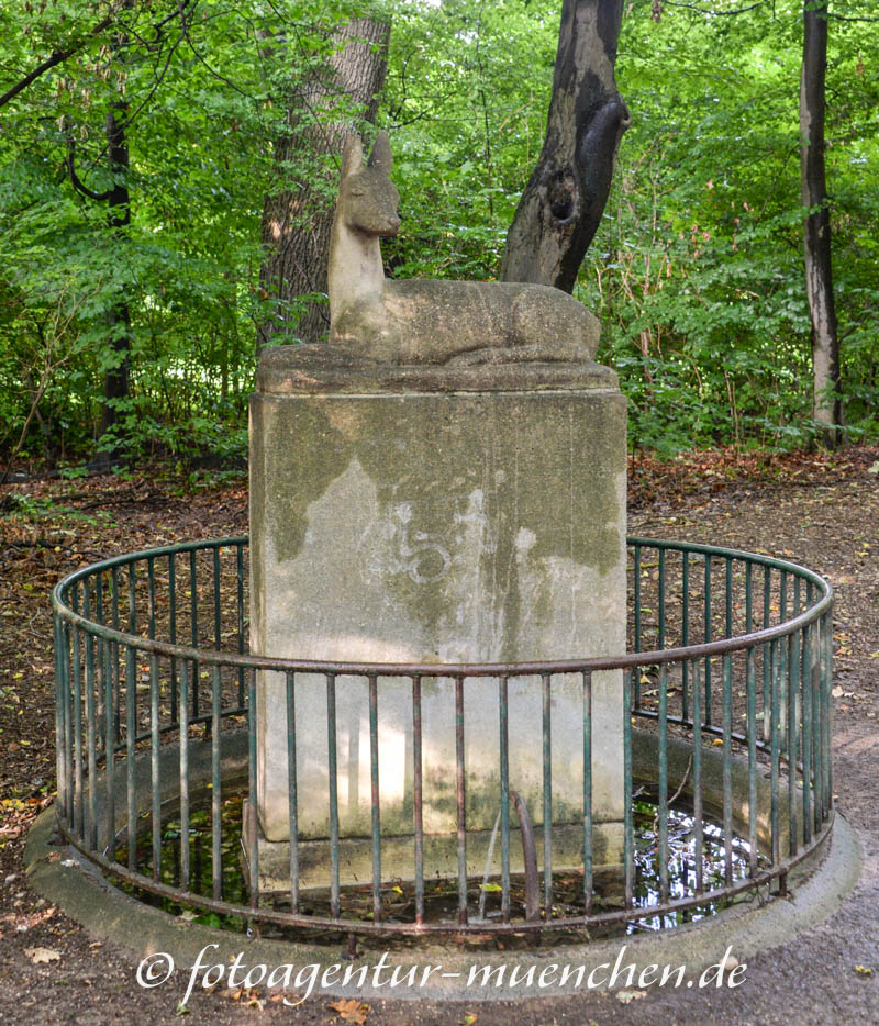 Rehbrunnen – Denkmal/Kunstwerk in München