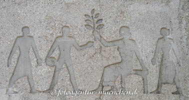 Berthold Joachim - Reliefs am Stadion des TSV 1860 München