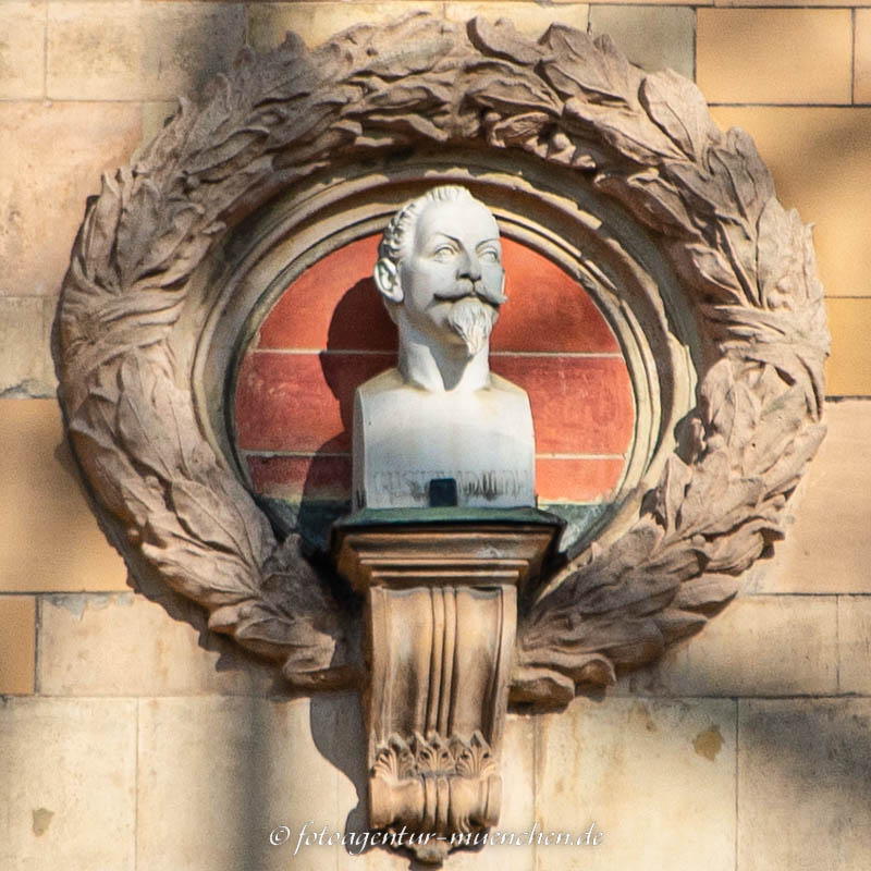 Gustav Adolf – Denkmal/Kunstwerk in München