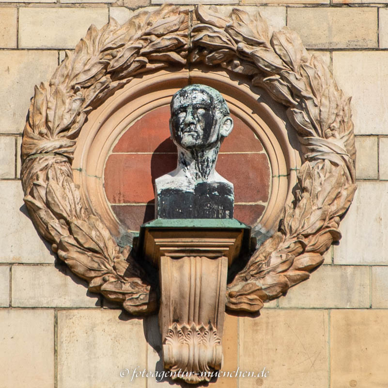 AristotelesHome