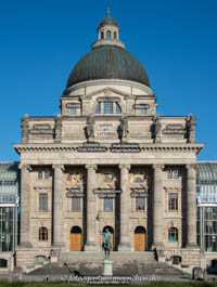 Altes Armeemuseum – Foto aus München