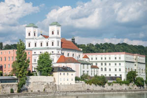  – Kloster Niedernburg