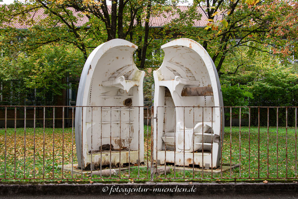 unbekannt