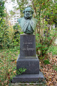 Gerhard Willhalm – Grab - Leonhard von Spengel