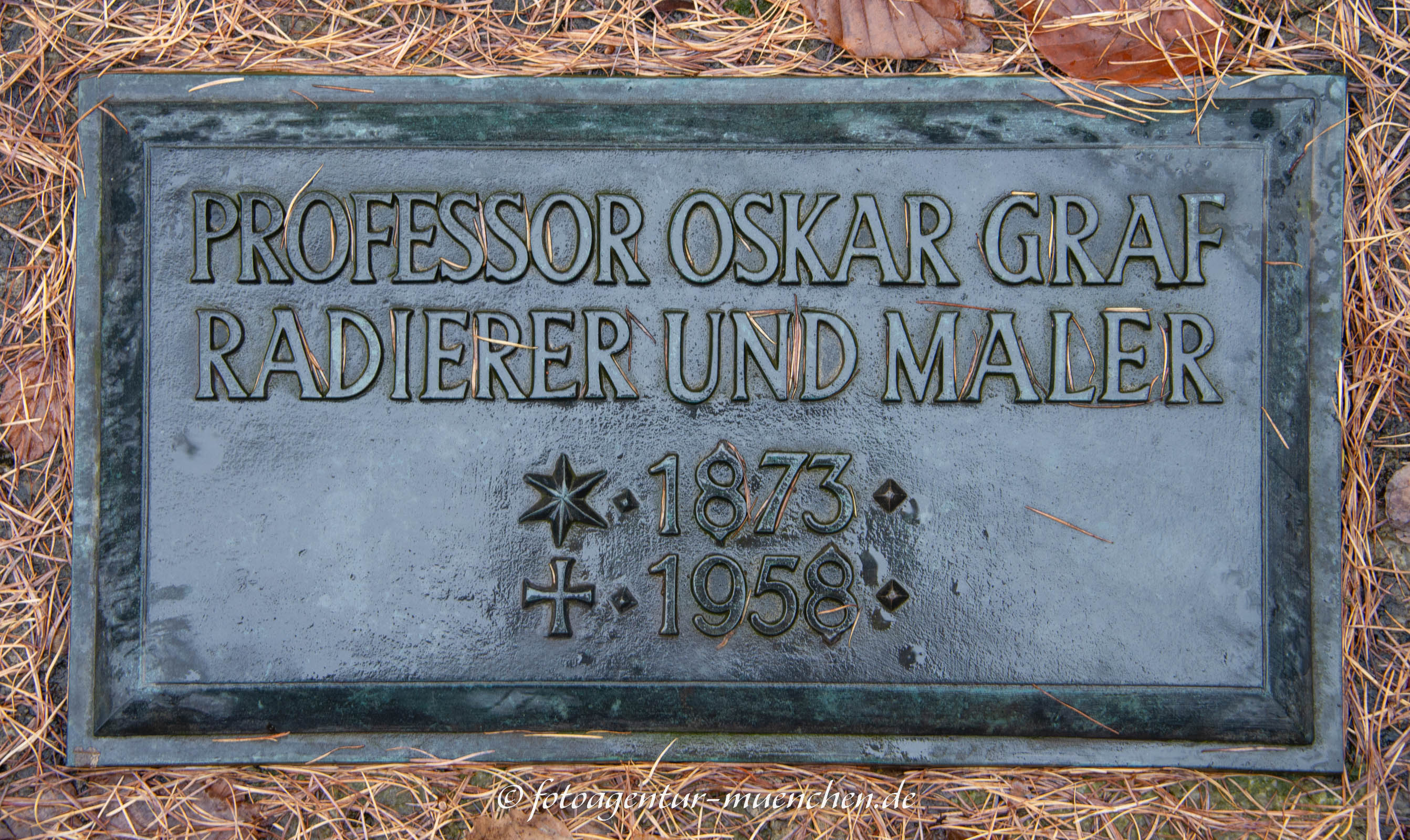 Grab - Oscar Graf