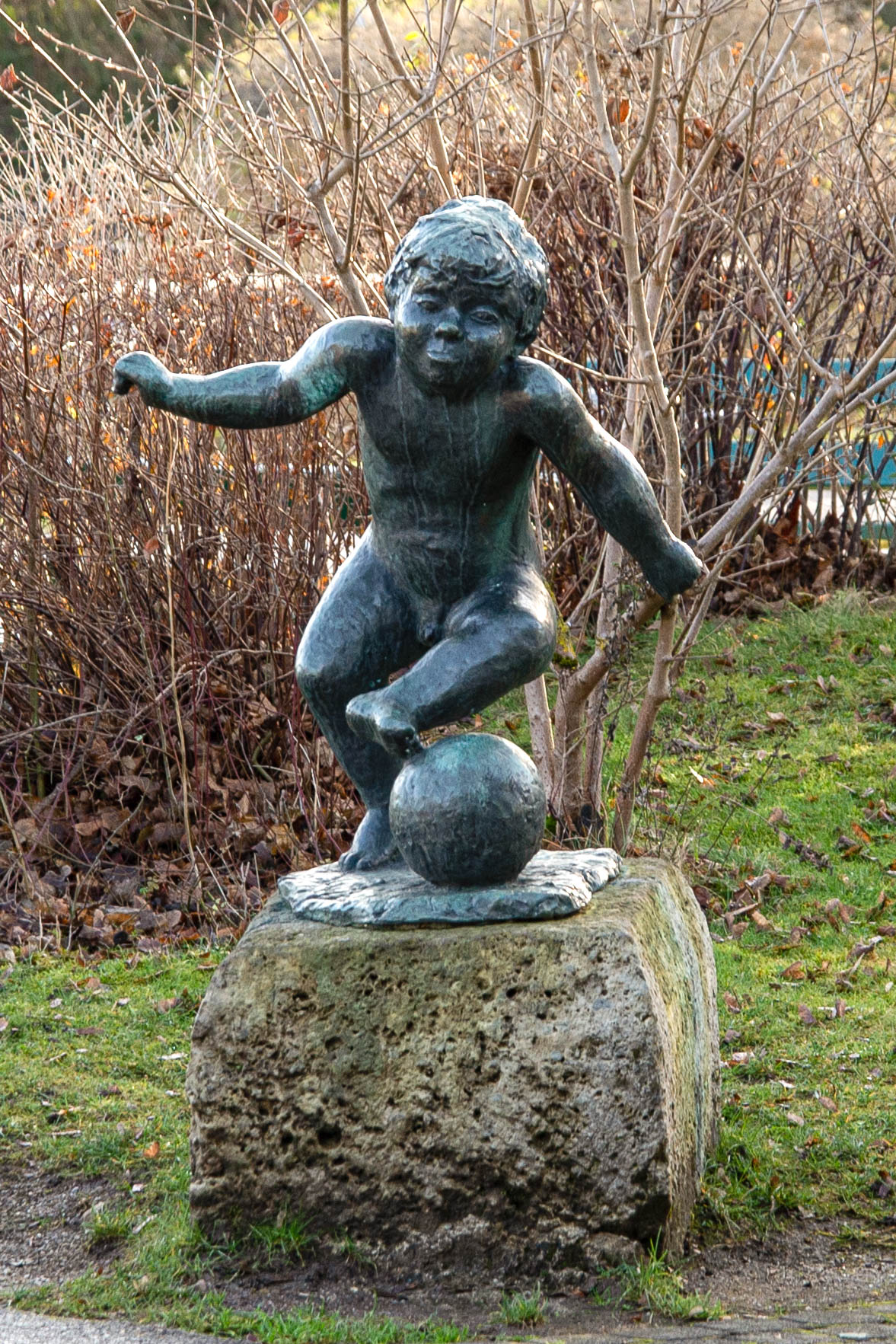 Kunstwerk - Fußball/Knabe