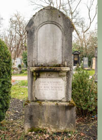 Rosl Schmidt