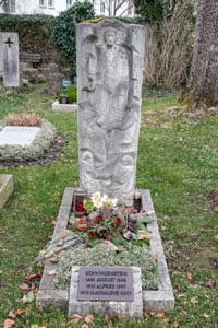 August Schwingenstein