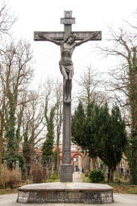 Halbig Johann von - Kruzifix im Campo Santo