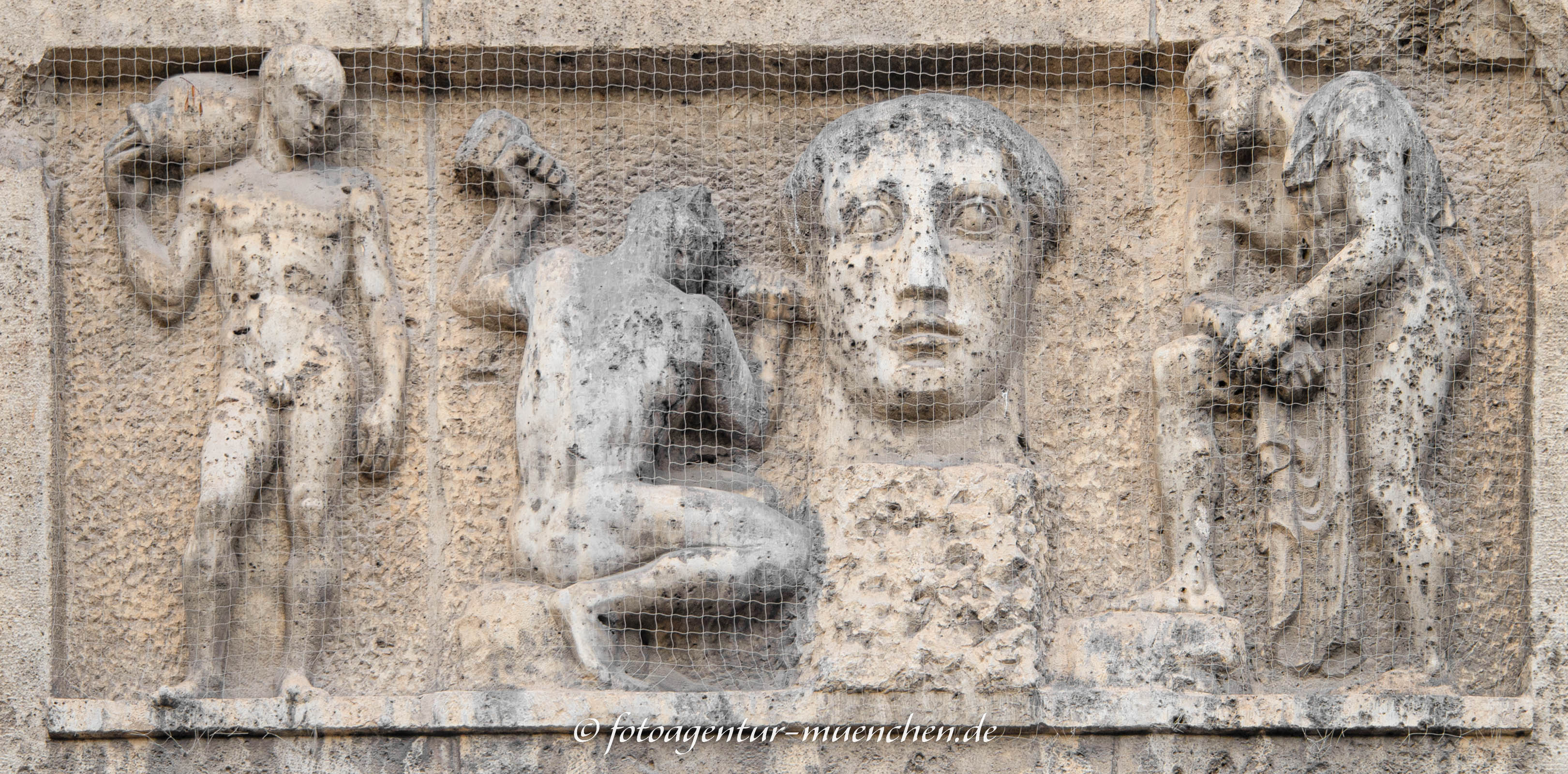 Relief - Bildhauerei