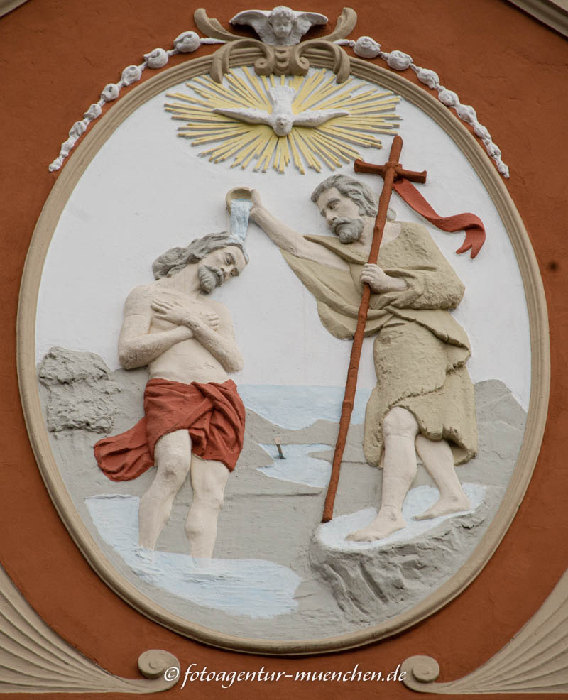 Giebelrelief - Johannis der Täufer