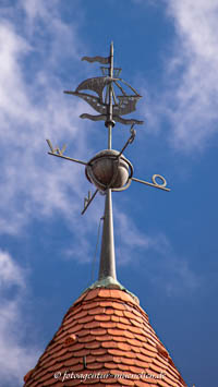 Gerhard Willhalm – Kaufhaus Tietz - Bauplastik