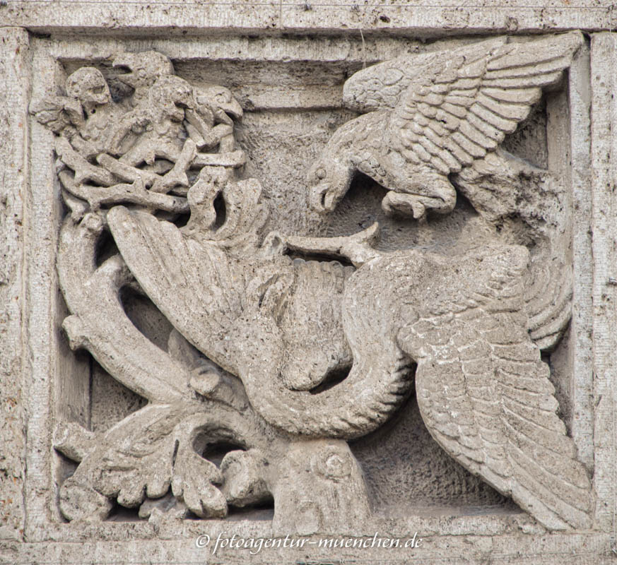 Adler mit Reiher