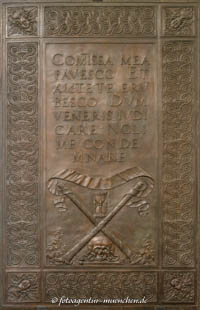  - Gruftplatte Herzog Wilhelm V.