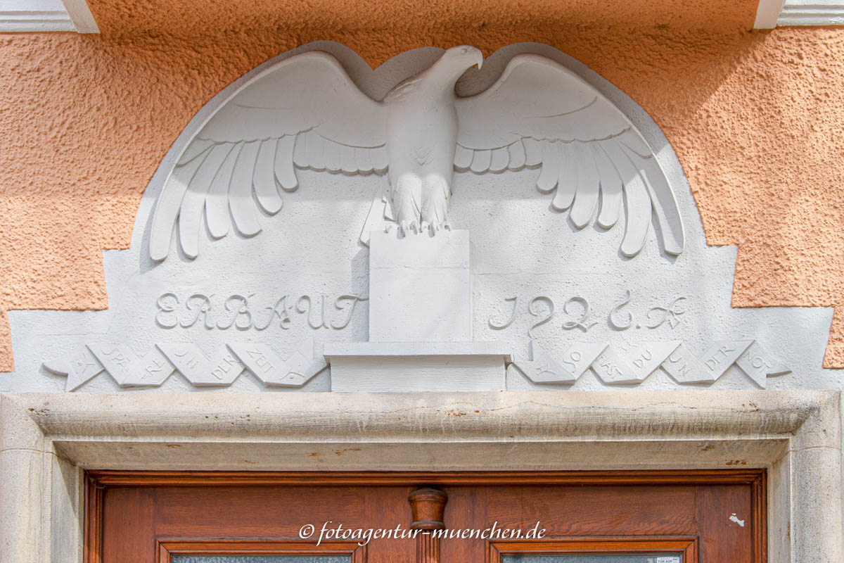 Bauschmuck – Denkmal/Kunstwerk in München