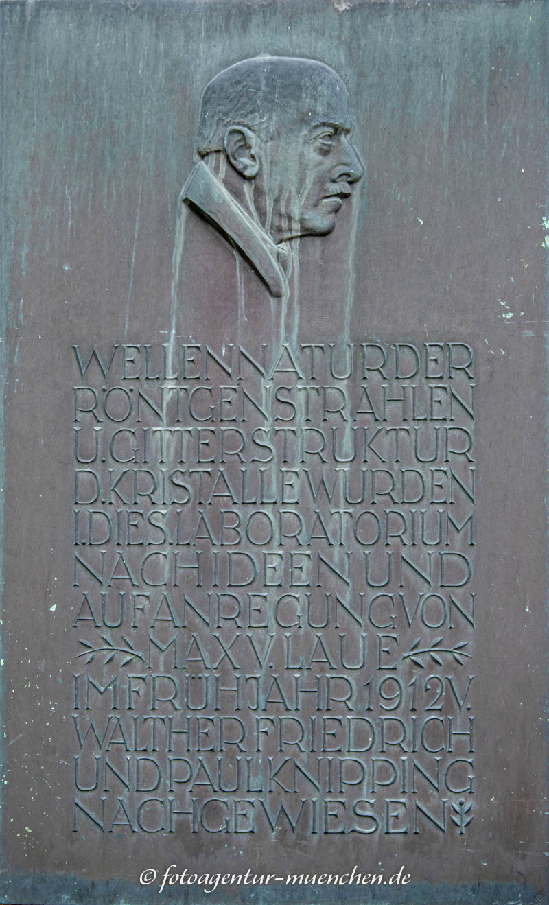Gedenktafel - Röntgenstrahlen