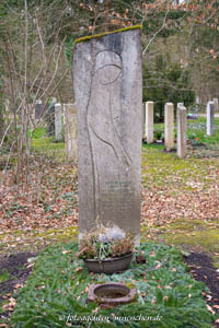 Grabstätte – Robert Sauer