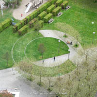 Acconci Vito - Courtyard in the wind