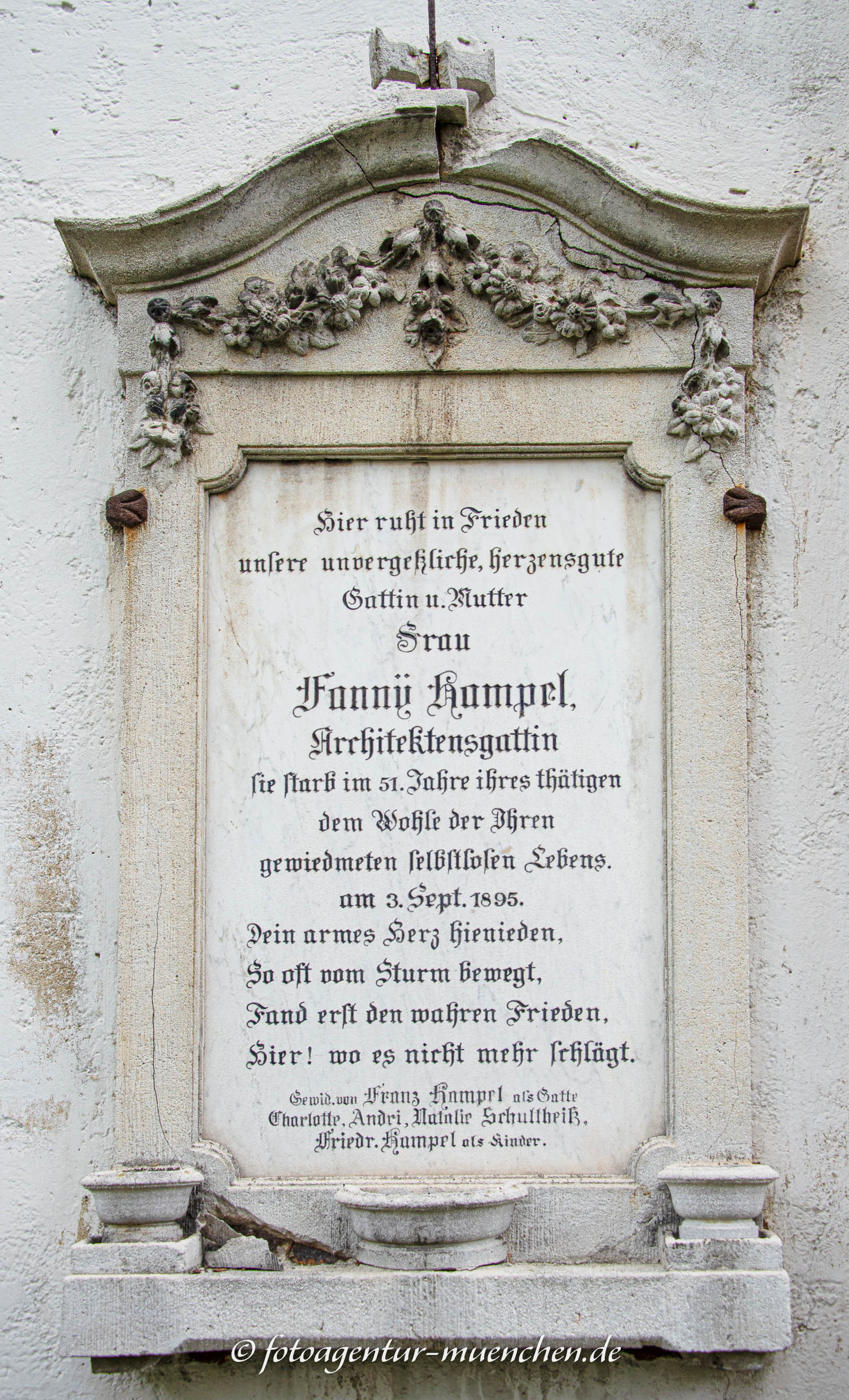Grab - Fanny Hampel
