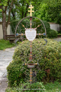 Grabkreuz - Opfer der Sendlinger Mordweihnacht