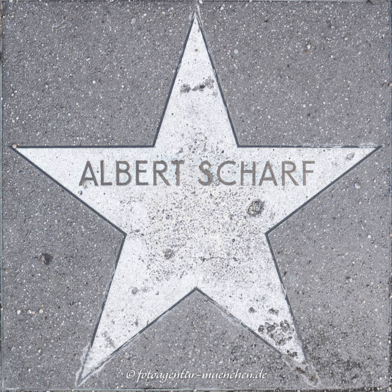 Stern für Albert Scharf – Denkmal/Kunstwerk in München
