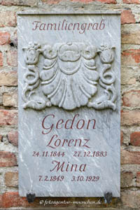Gerhard Willhalm – Grab - Lorenz Gedon
