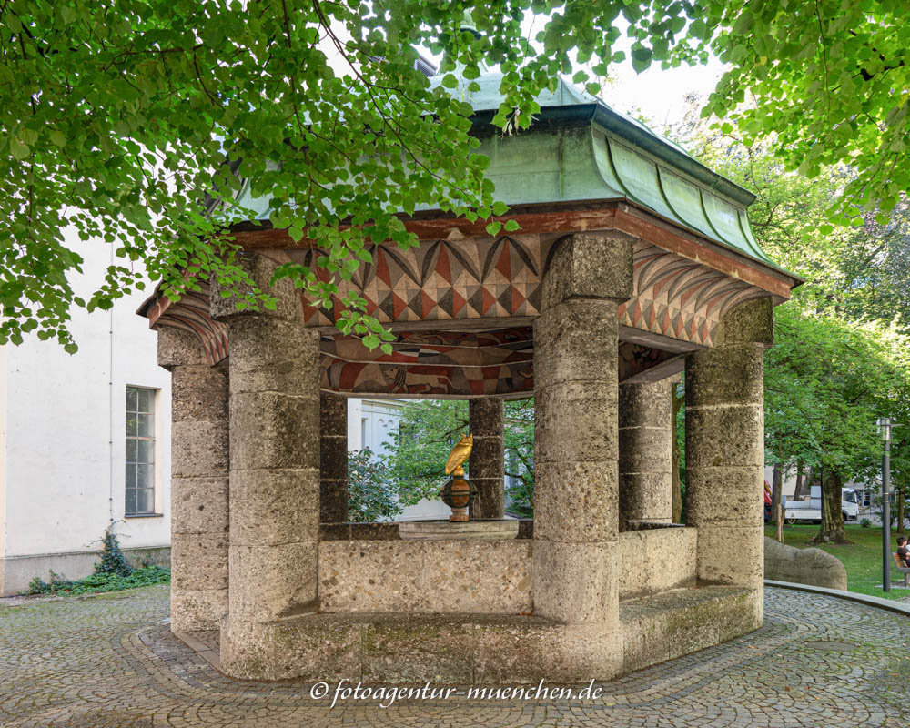 Eulenbrunnen