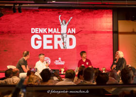  - Enthüllung des Gerd Müller Denkmals