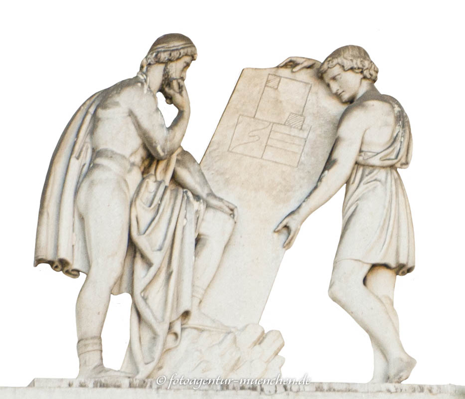 Landesvermessung – Denkmal/Kunstwerk in München