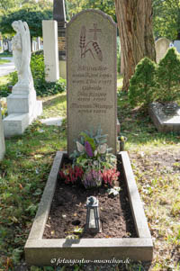 Grabstätte – Karl Steinacker