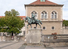 - Reiterstandbild - Prinzregent Luitpold