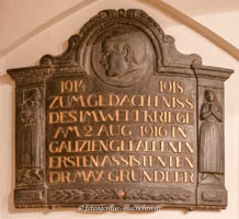 Kriegerdenkmal - Dr. Max Grundler
