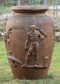 Gerhard Willhalm – Vase - Fortuna/Merkur