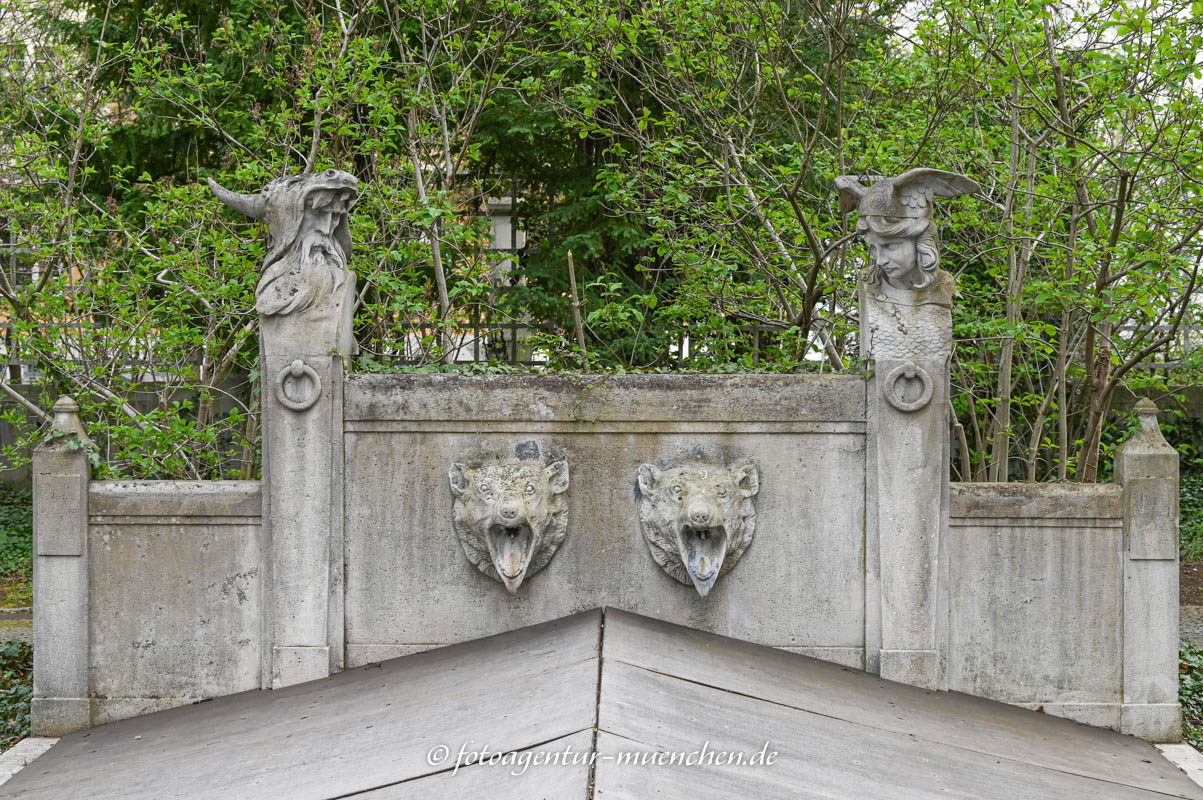 Brunnen