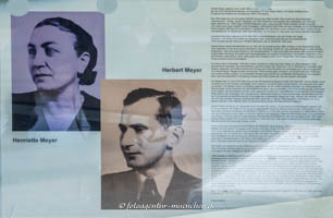 Gerhard Willhalm – Weiße Koffer