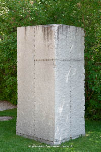  - Finnischer Granit, gespalten