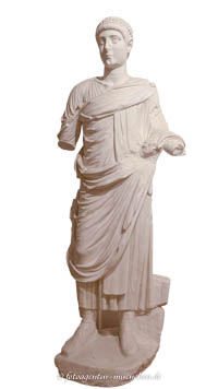 Gerhard Willhalm – Statue eine Kaisers