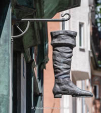 Gerhard Willhalm – Nasenschild - Stiefel