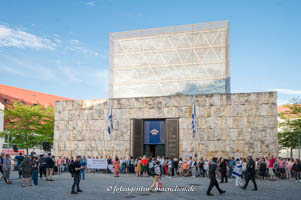 Bewachung der Münchner Synagoge – Foto aus München