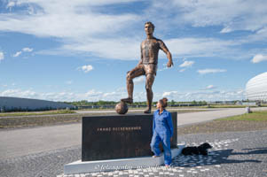Gerhard Willhalm – Statue - Franz Beckenbauer