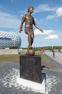 Gerhard Willhalm – Statue - Franz Beckenbauer