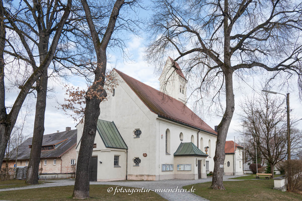 St. Michael - Lochhausen