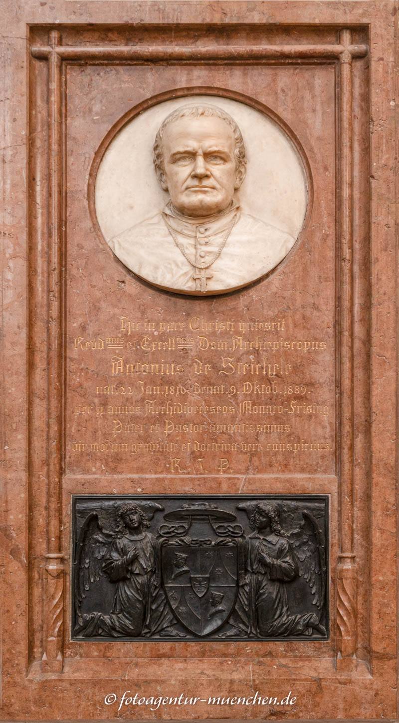 Gedenkplatte