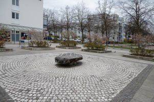  - Brunnen