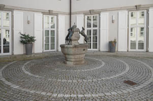  - Windspiele-Brunnen