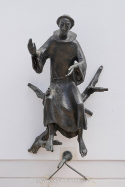  - Franziskusbrunnen