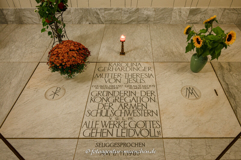 Grabstelle - Karolina Gerhardinger