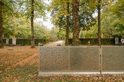  – Ehrenhain I