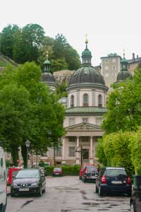 Ich, <a rel="nofollow" href="https://commons.wikimedia.org/wiki/File:Erhardkirche.JPG">Erhardkirche</a>, <a rel="nofollow" href="https://creativecommons.org/licenses/by-sa/3.0/legalcode" rel="license">CC BY-SA 3.0</a>